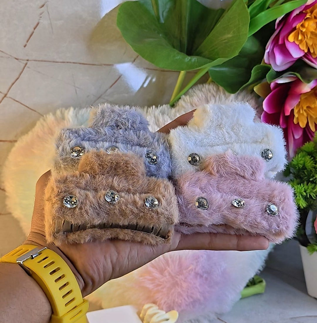 Rectangular Furr Clutcher Diamond embed [ 1 pc.]