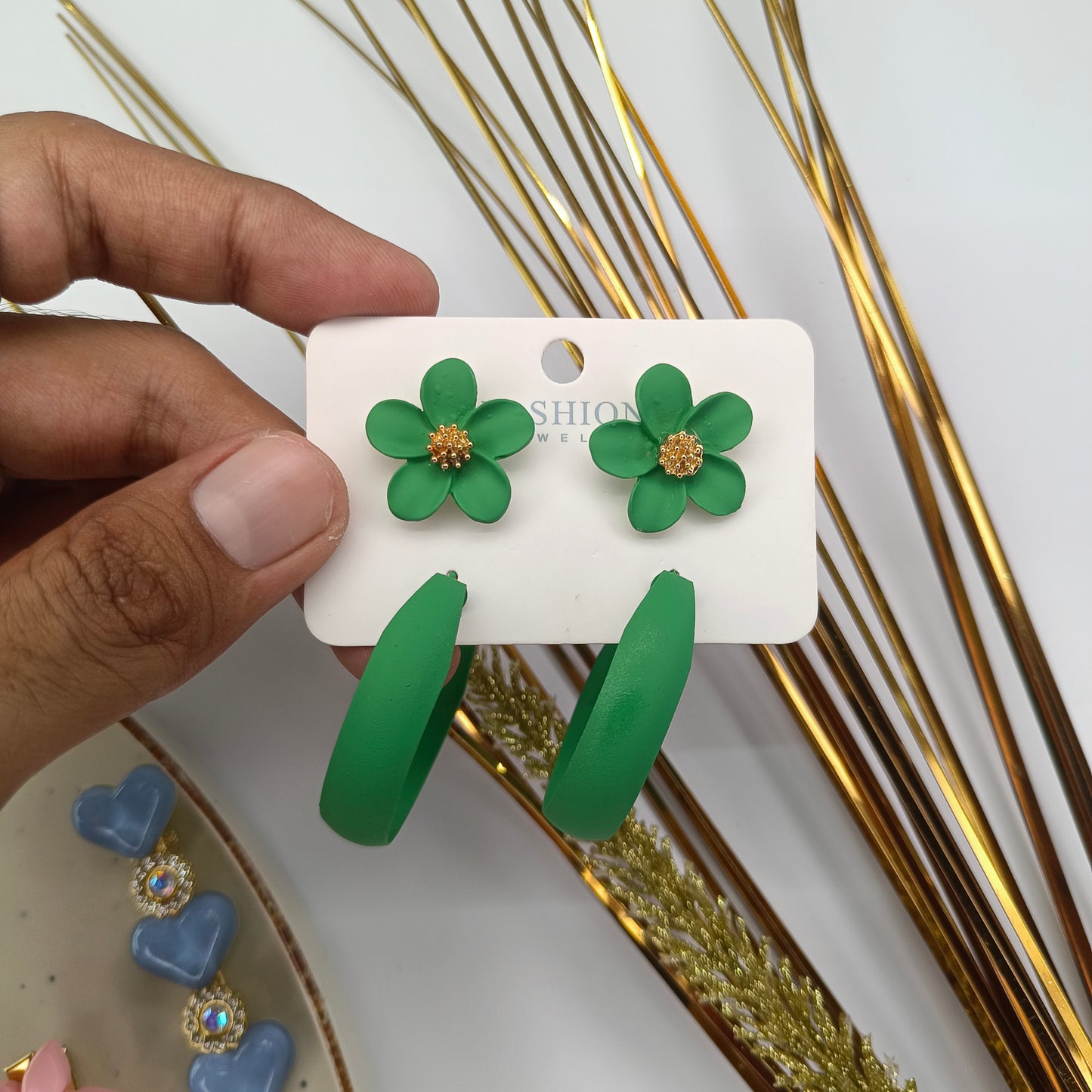 Olive Flower earings with hoops