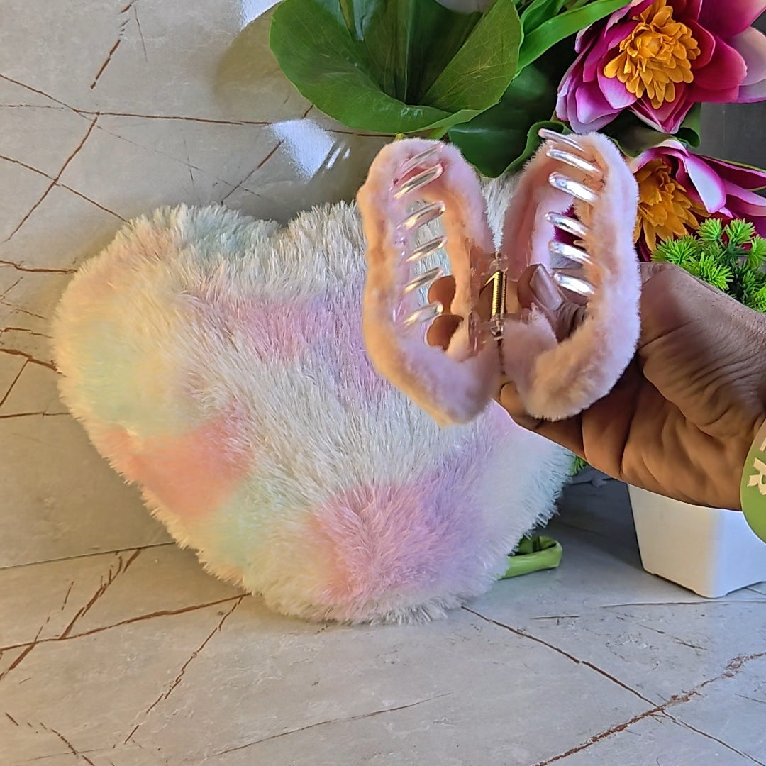 Cloud Furr Clutcher [ 1 Pc.]